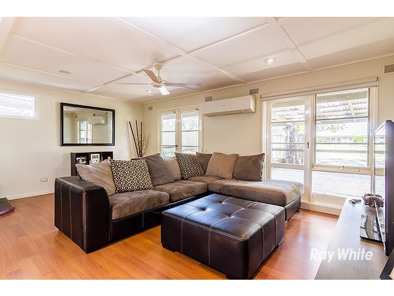 19 Ballarto Road, Clyde VIC 3978