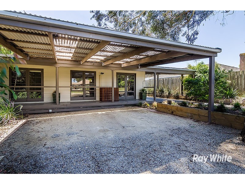 19 Ballarto Road, Clyde VIC 3978