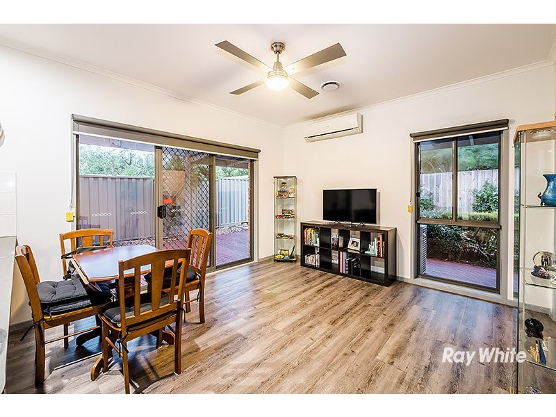 10 Annand Close, Cranbourne West VIC 3977