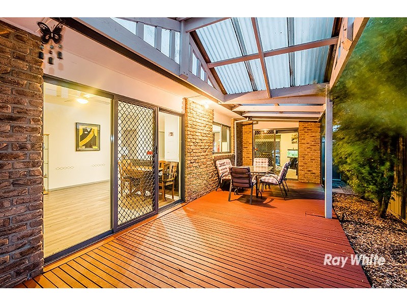 10 Annand Close, Cranbourne West VIC 3977