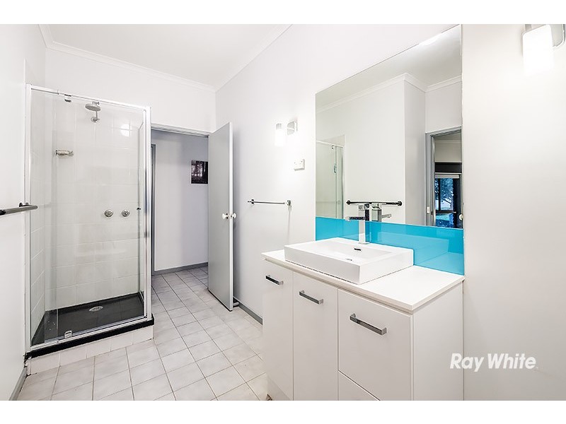 10 Annand Close, Cranbourne West VIC 3977