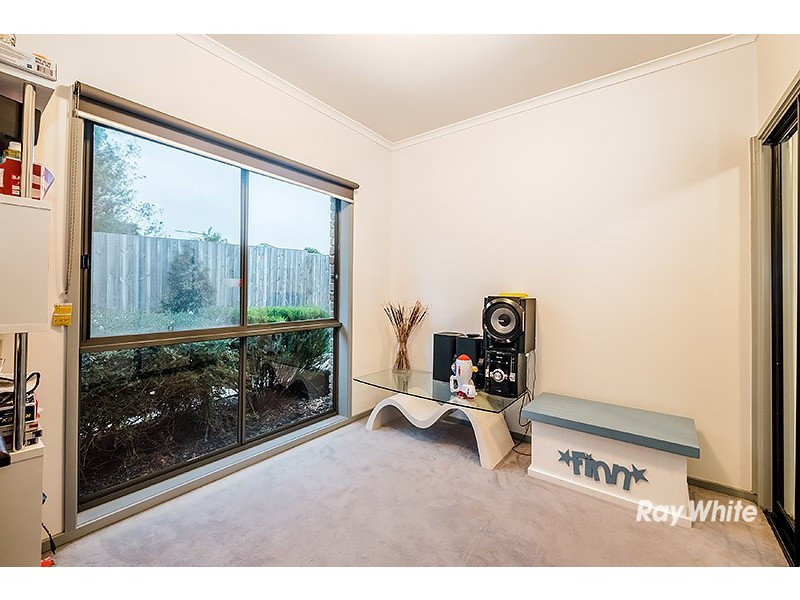 10 Annand Close, Cranbourne West VIC 3977