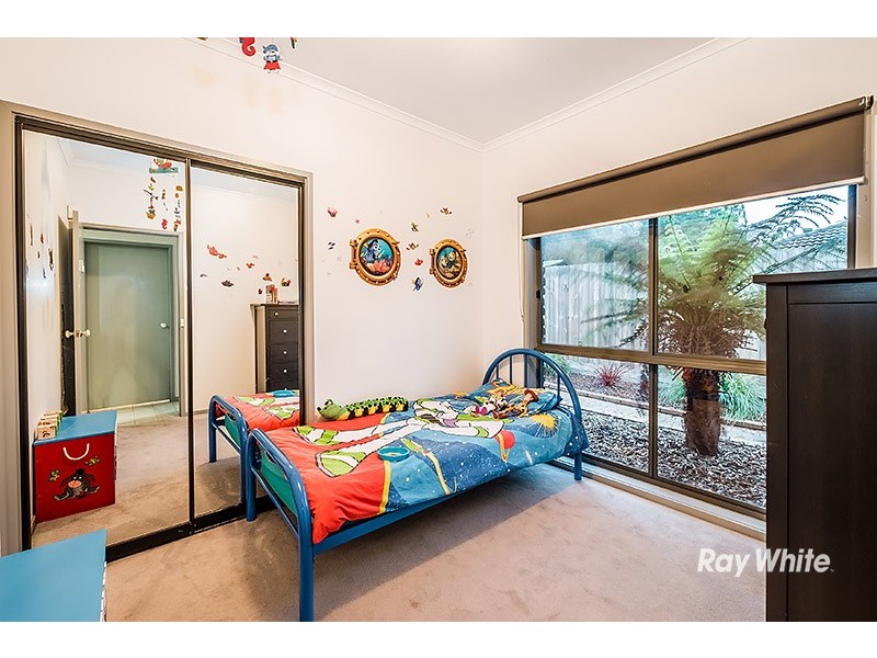 10 Annand Close, Cranbourne West VIC 3977