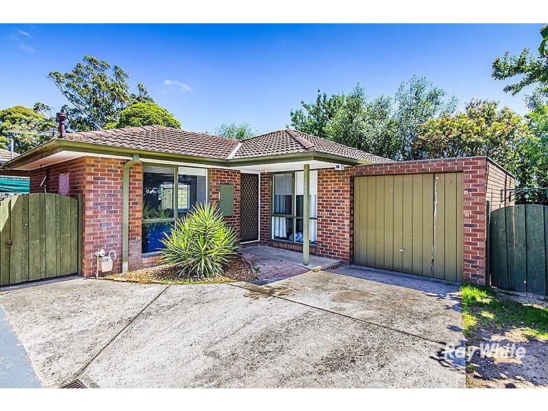 2/5 Binding Avenue, Cranbourne VIC 3977