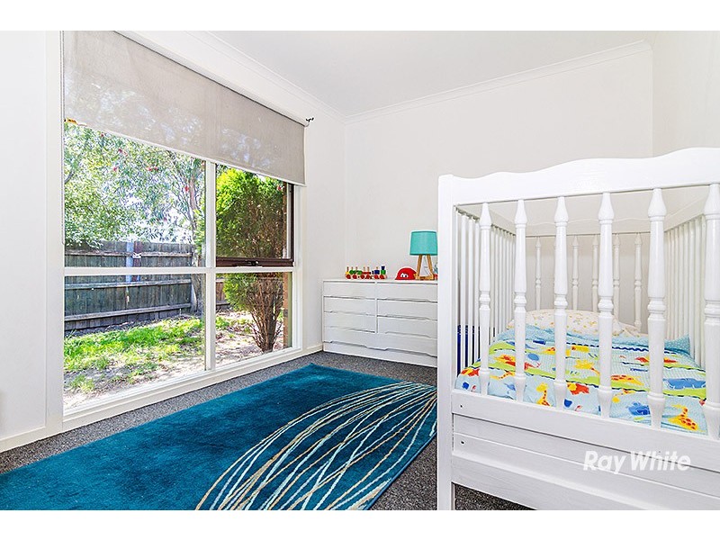 2/5 Binding Avenue, Cranbourne VIC 3977