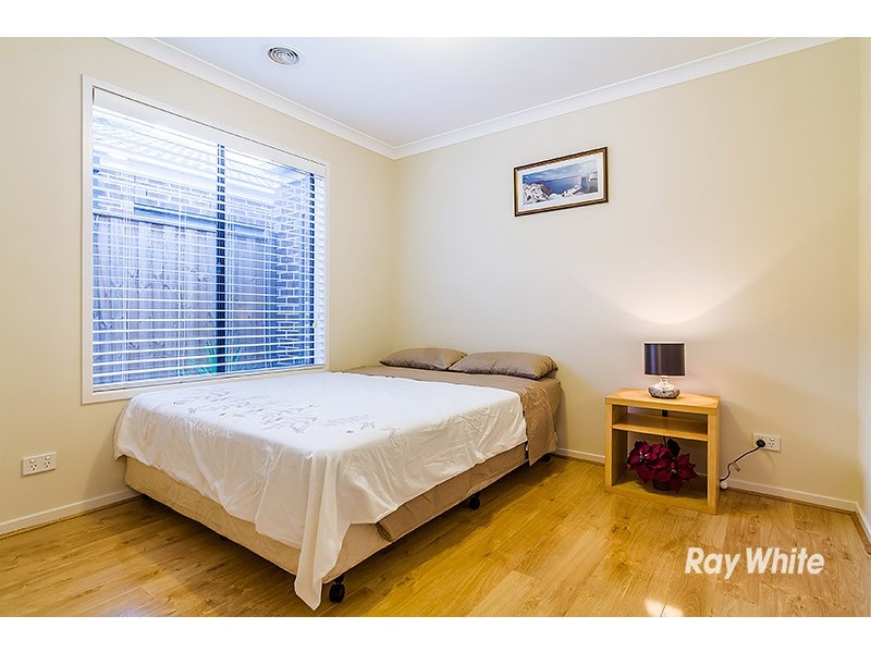 31 Albida Parade, Lyndhurst VIC 3975