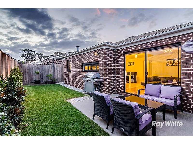 31 Albida Parade, Lyndhurst VIC 3975