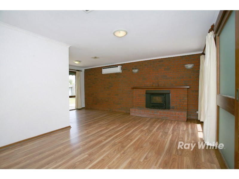 37 Houlder Avenue, Junction Village VIC 3977