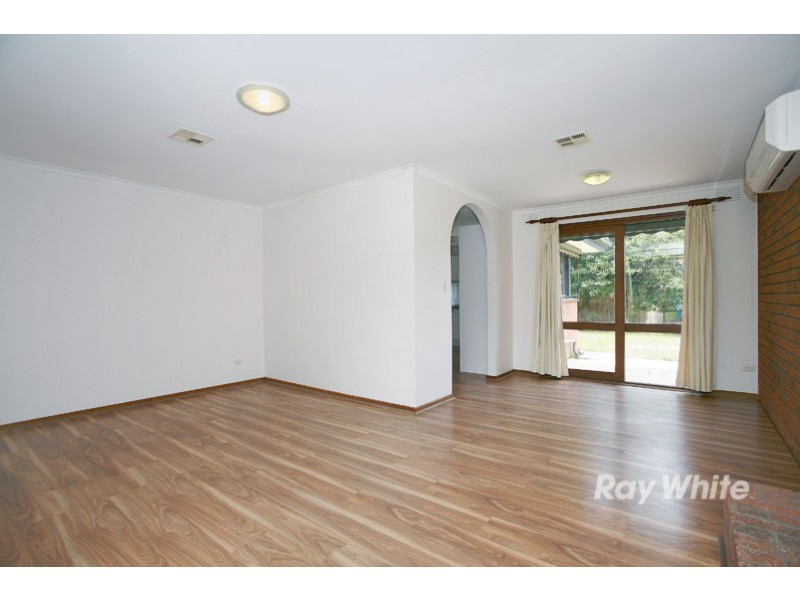 37 Houlder Avenue, Junction Village VIC 3977