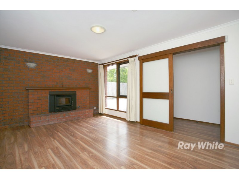 37 Houlder Avenue, Junction Village VIC 3977