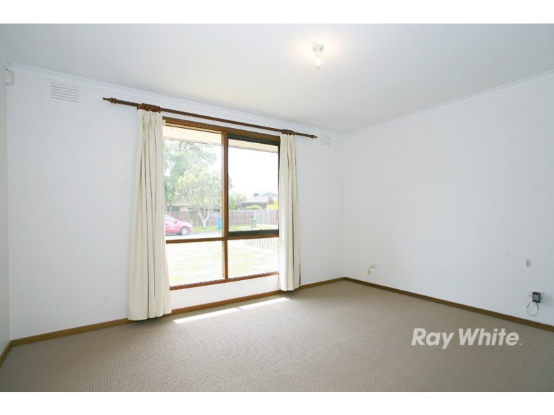 37 Houlder Avenue, Junction Village VIC 3977