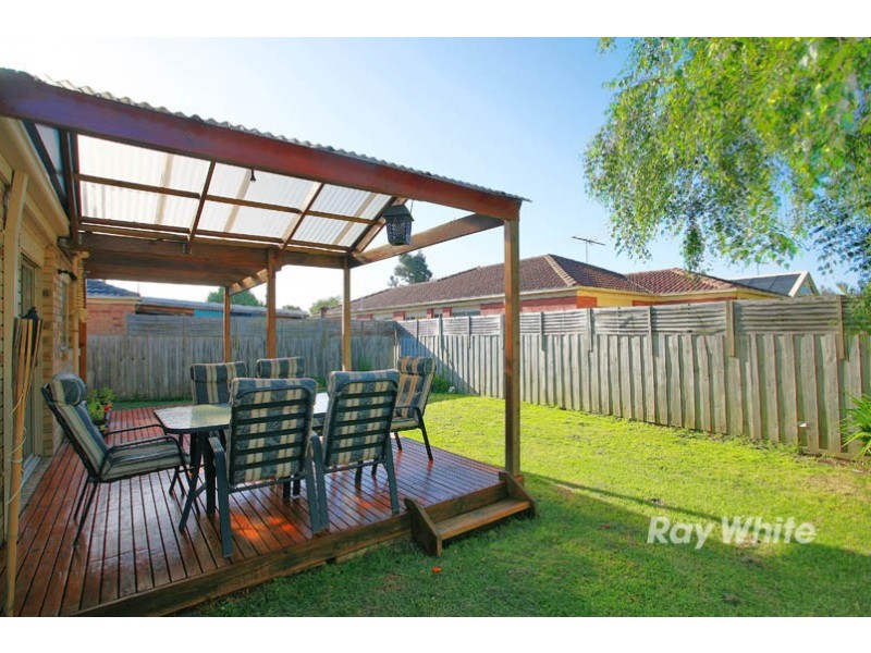 104 Scarborough Avenue, Cranbourne West VIC 3977