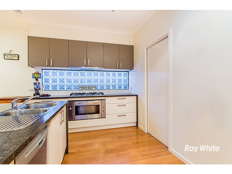 22 Black Caesar Drive, Cranbourne East VIC 3977