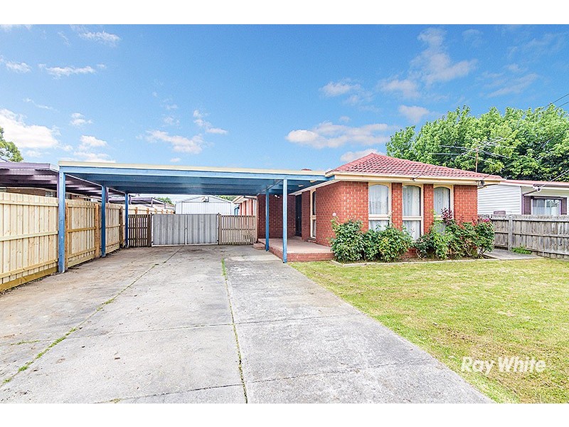 8 Ardmore Street, Cranbourne VIC 3977