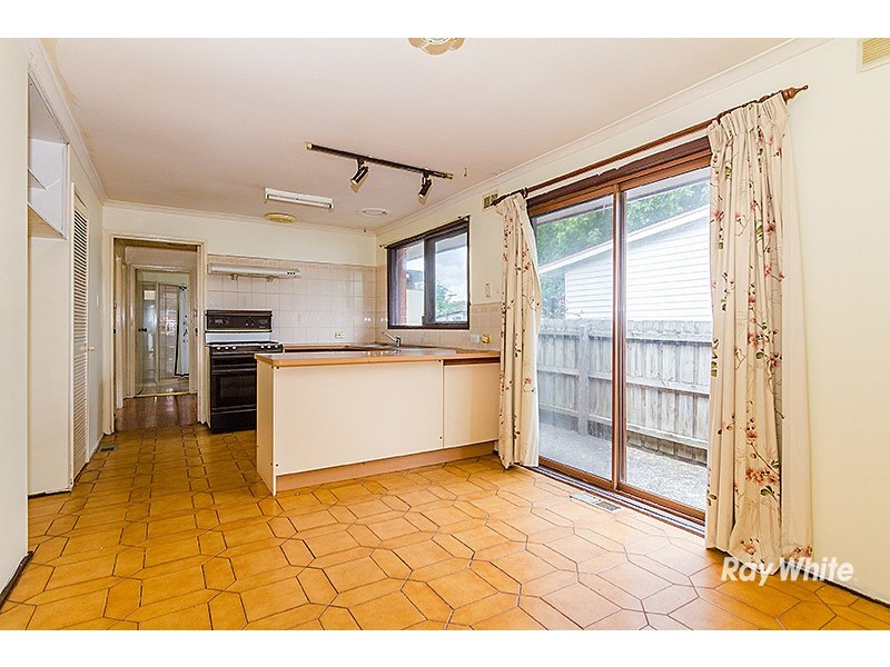 8 Ardmore Street, Cranbourne VIC 3977