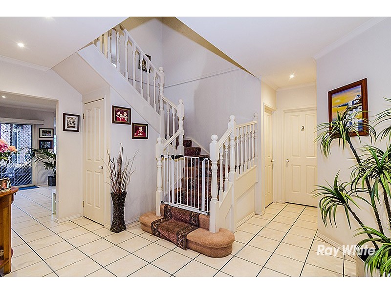 12 Sugarloaf Avenue, Lynbrook VIC 3975