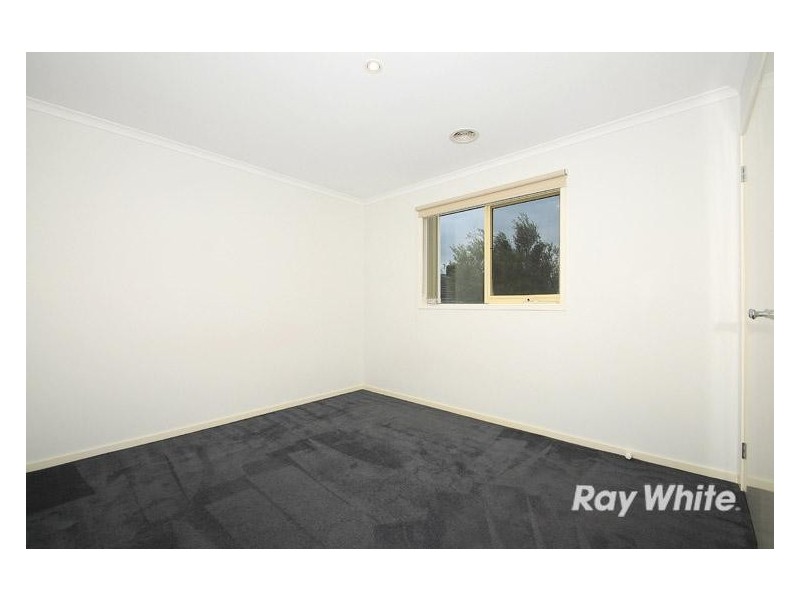 7 Aveley Place, Cranbourne East VIC 3977