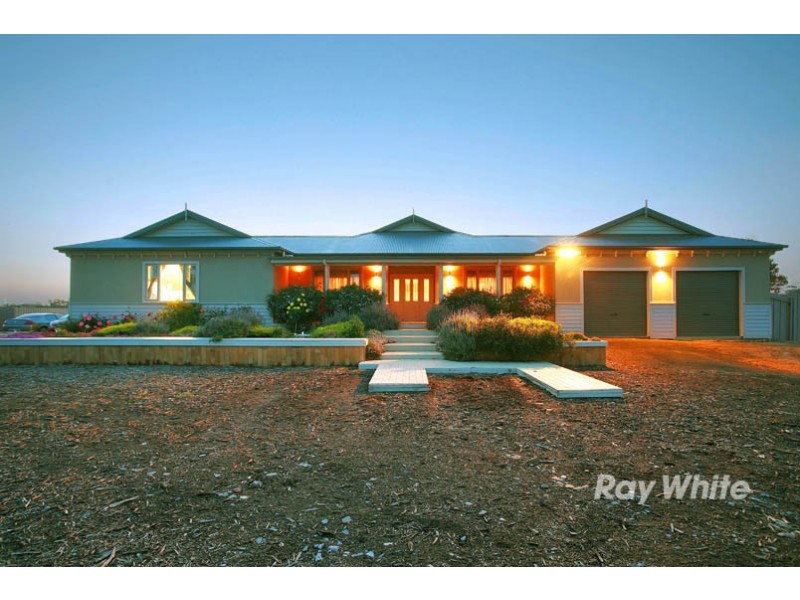 525 Five Mile Road, Pakenham VIC 3810
