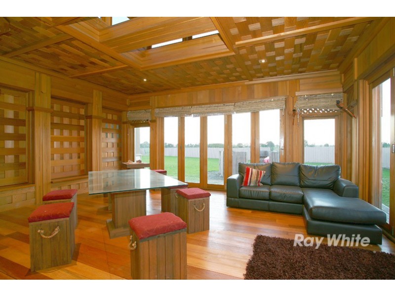 525 Five Mile Road, Pakenham VIC 3810