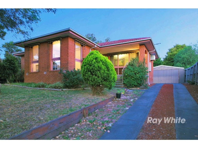 12 Stephens Close, Endeavour Hills VIC 3802