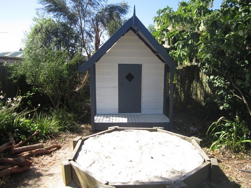 2 Dianne Court, Cranbourne North VIC 3977