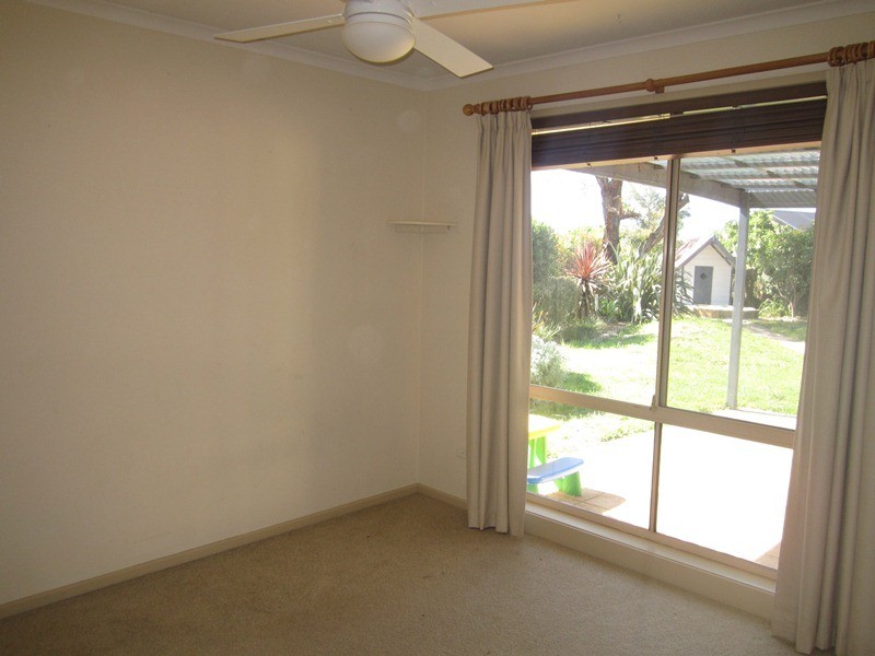 2 Dianne Court, Cranbourne North VIC 3977