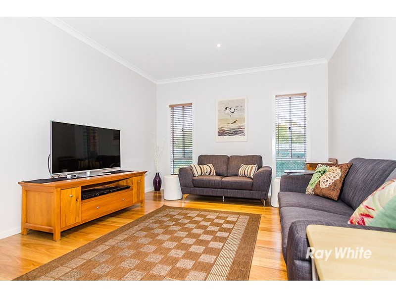 6 Gilgandra Street, Warneet VIC 3980