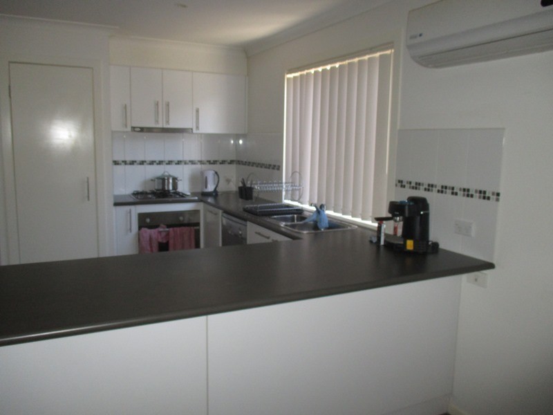 18 Islington Avenue, Cranbourne North VIC 3977