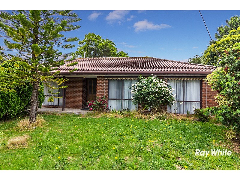 15 Milner Court, Cranbourne VIC 3977