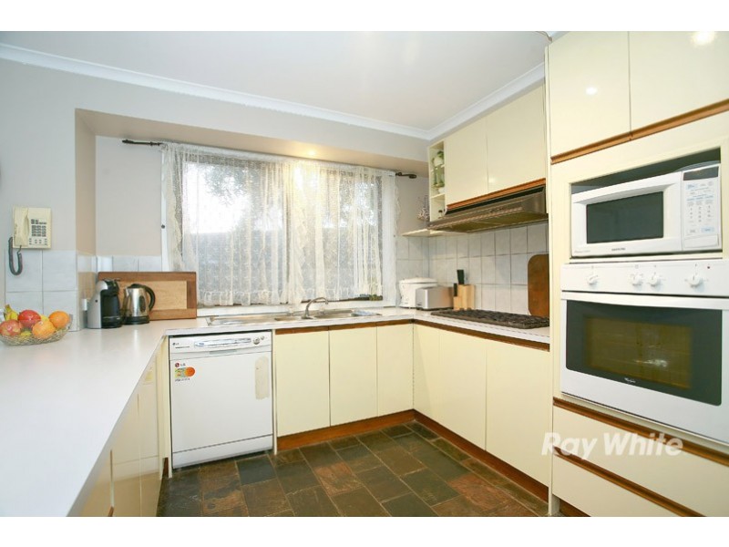 48 Huon Park Road, Cranbourne North VIC 3977