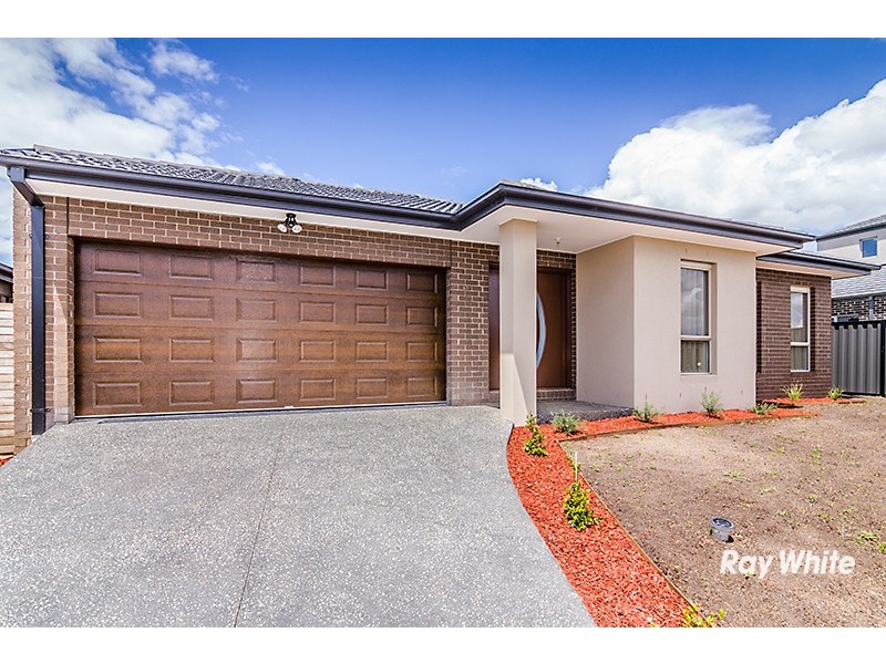 29 Forest Drive, Clyde North VIC 3978