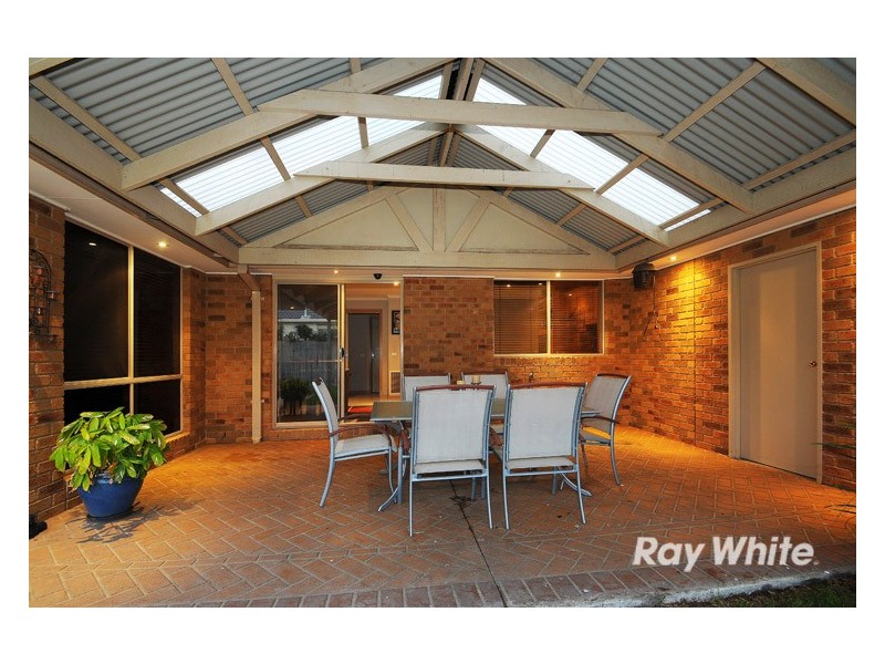 1 Pedley Way, Lynbrook VIC 3975