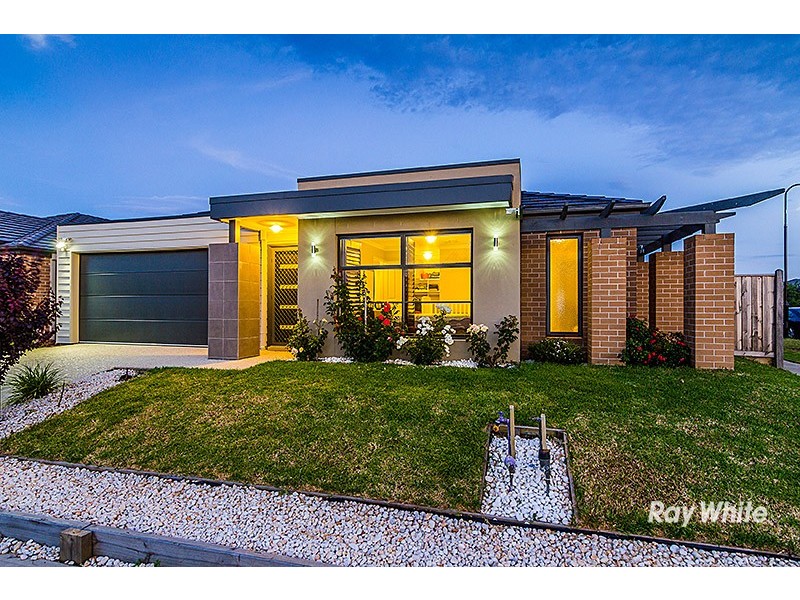 13 Livida Circuit, Lyndhurst VIC 3975