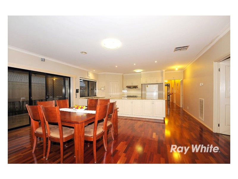 10 Bramble Close, Lyndhurst VIC 3975