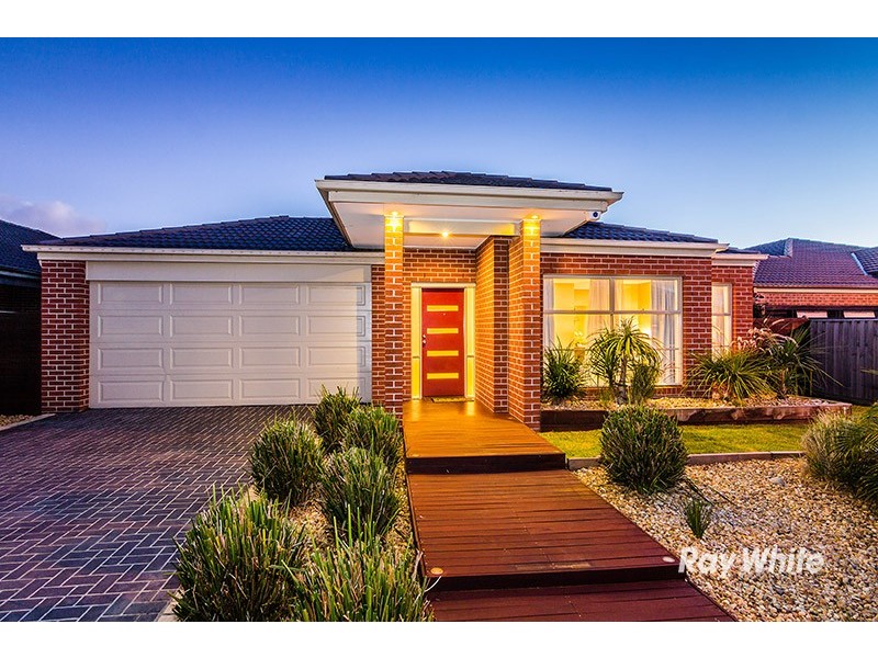 17 Beechwood Drive, Lyndhurst VIC 3975