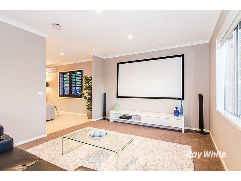 17 Beechwood Drive, Lyndhurst VIC 3975