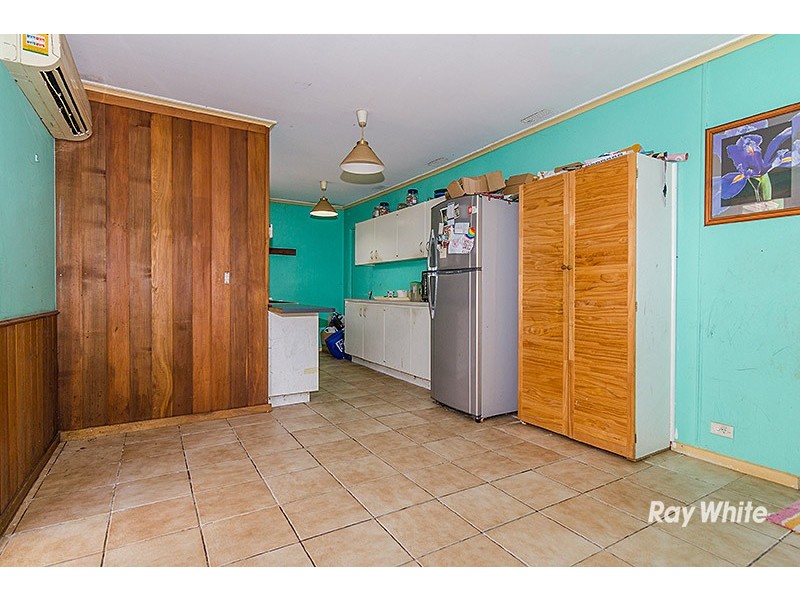 5 Fairbairn Road, Cranbourne VIC 3977