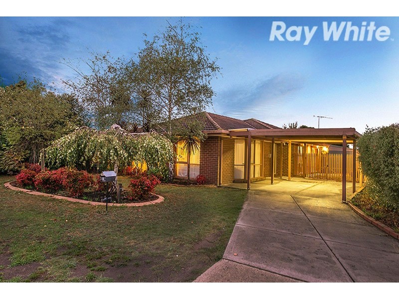 9 South Anderson Court, Cranbourne VIC 3977