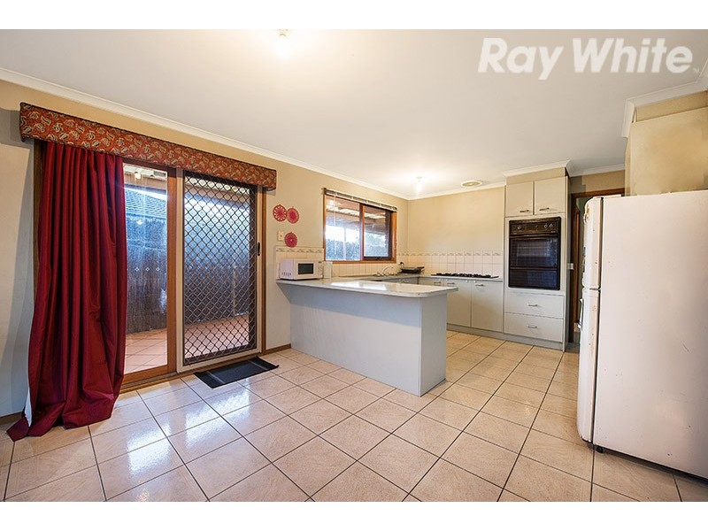 9 South Anderson Court, Cranbourne VIC 3977