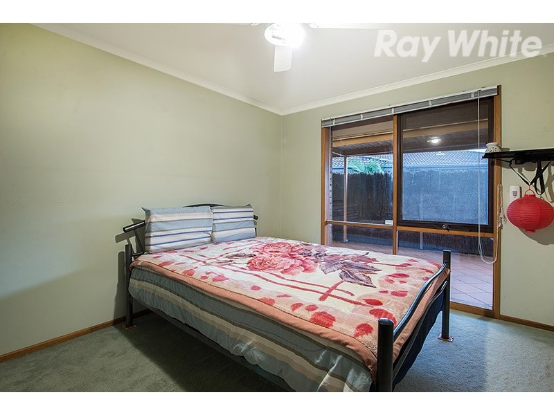 9 South Anderson Court, Cranbourne VIC 3977