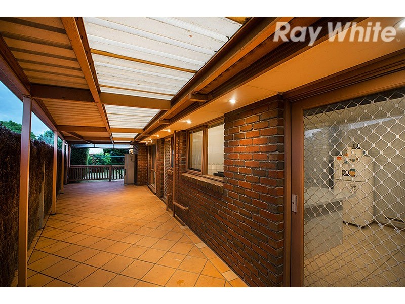 9 South Anderson Court, Cranbourne VIC 3977