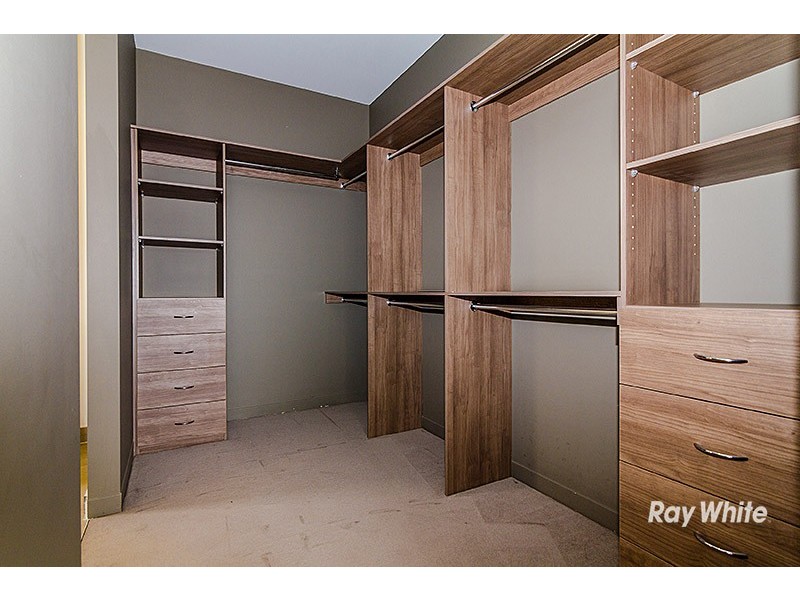 23 Crepe Ave, Cranbourne West VIC 3977