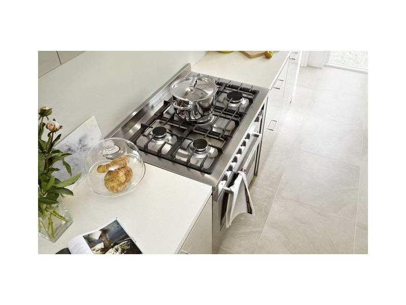 23 Crepe Ave, Cranbourne West VIC 3977