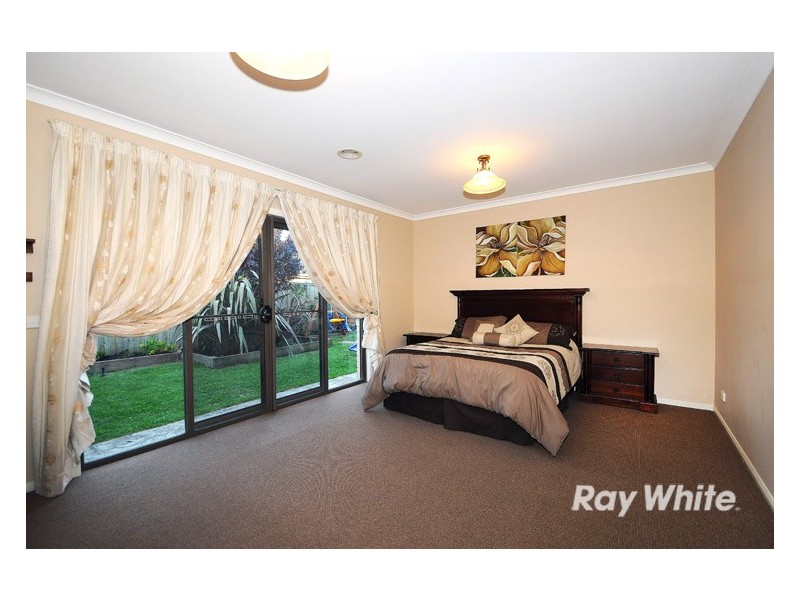 4 Alysha Avenue, Lyndhurst VIC 3975