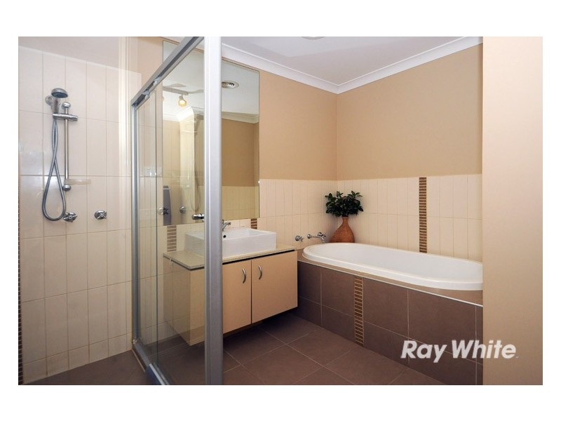 4 Alysha Avenue, Lyndhurst VIC 3975