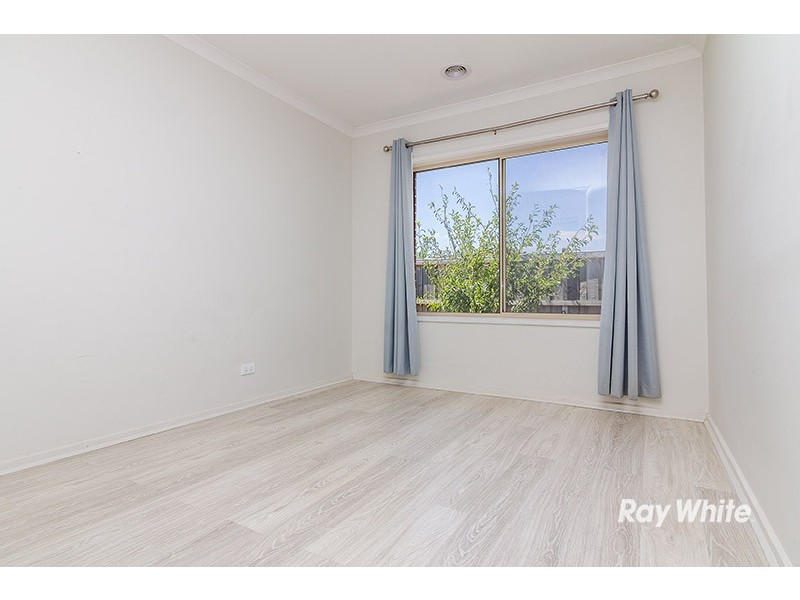 19 Windmill Circuit, Lyndhurst VIC 3975