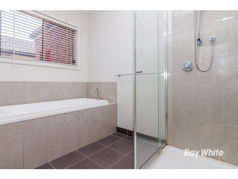 19 Windmill Circuit, Lyndhurst VIC 3975