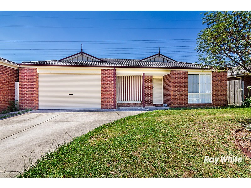 17 Fishburn Place, Cranbourne West VIC 3977
