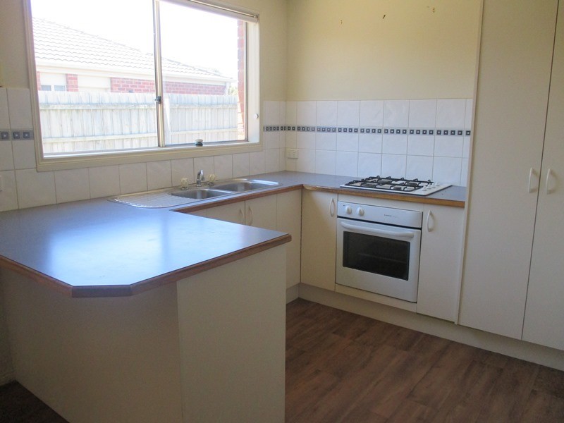 17 Fishburn Place, Cranbourne West VIC 3977