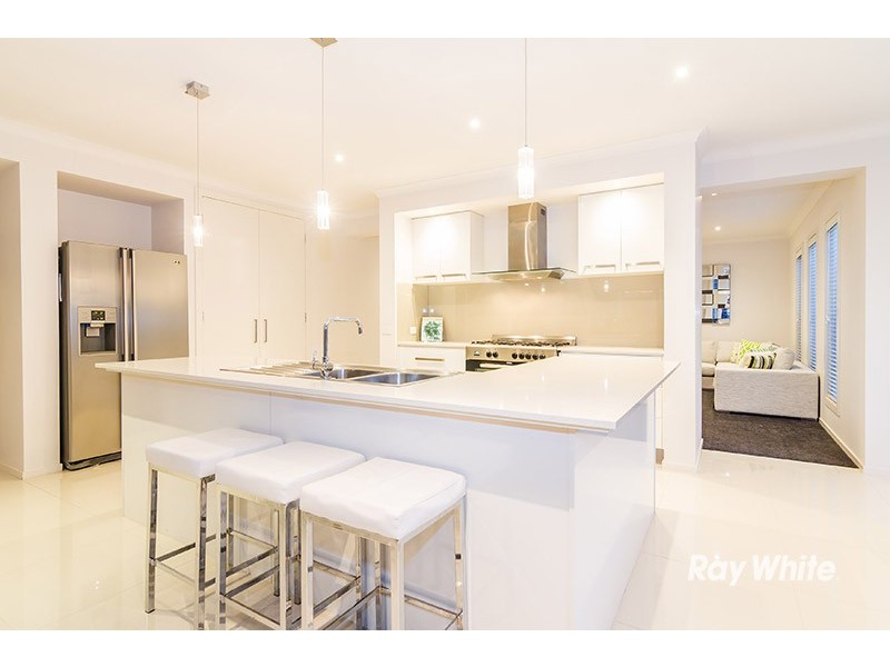 34 Tobin Way, Lyndhurst VIC 3975